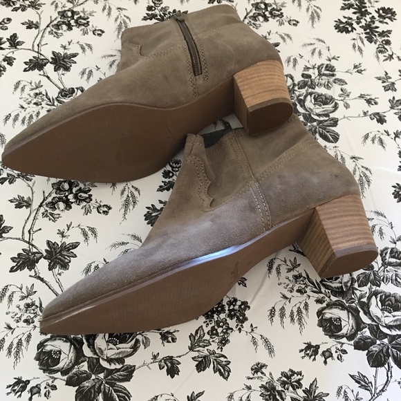 Seychelles Humanity Taupe Suede Boots 9 - Picture 6 of 8